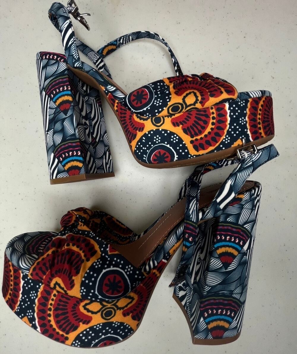 Gianni Bini Bold African Pattern Block Heel Sandals - Brand New Never Worn Sz 10